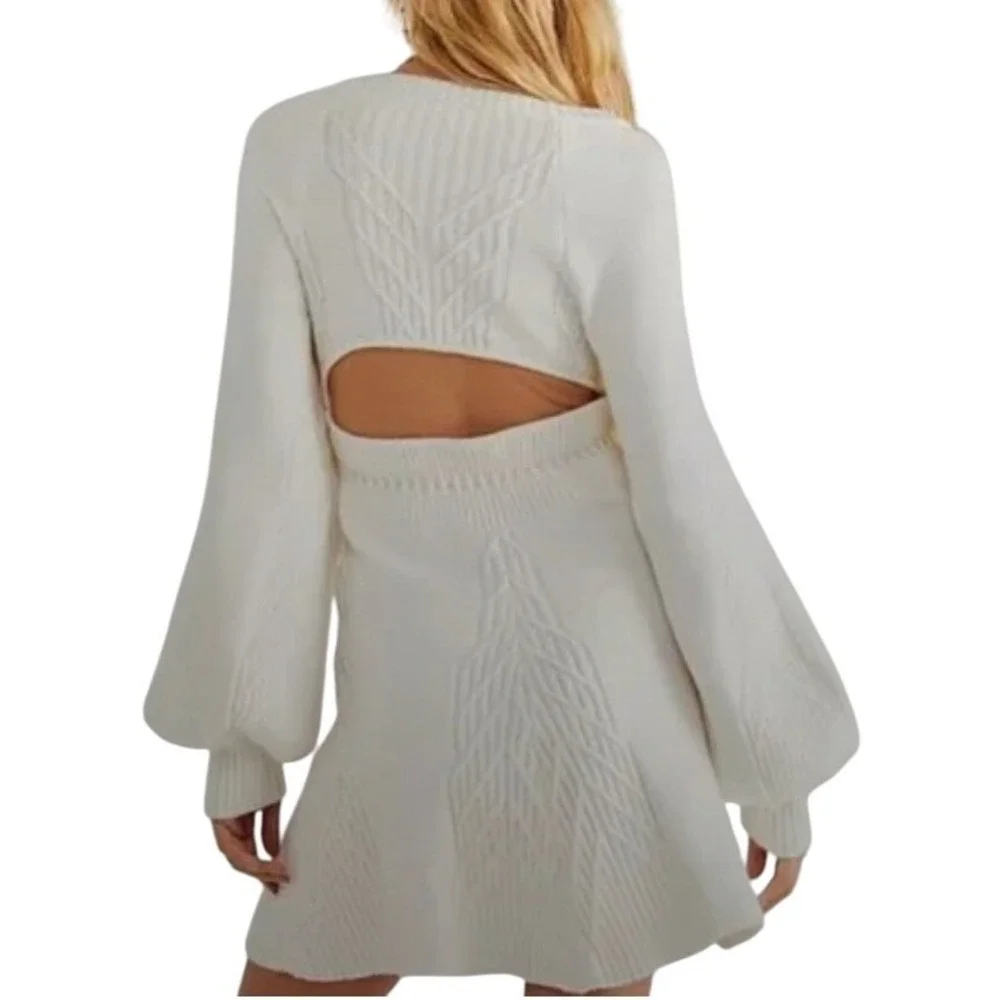 Free People Emmaline Knit‎ Sweater Mini Dress L  Cable Knit Cutout Back Coquette